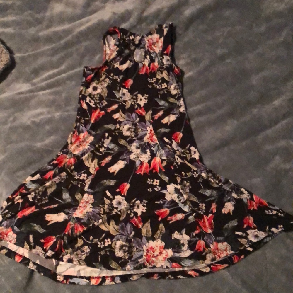 Silky soft summer/spring dress.